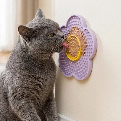 TAPIS DE LECHAGE DE COULEUR MAUVE ET CŒUR JAUNE