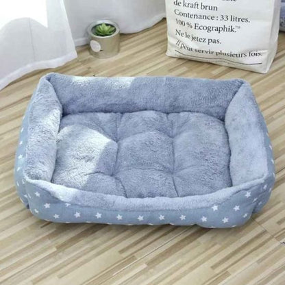 coussin chat gris avec des étoiles blanches 