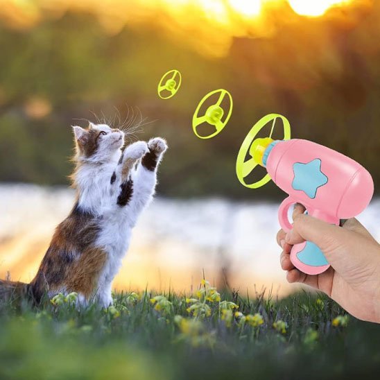 Jouet pour chat pistolet à hélice | Stimu - Félin - Chatjoue