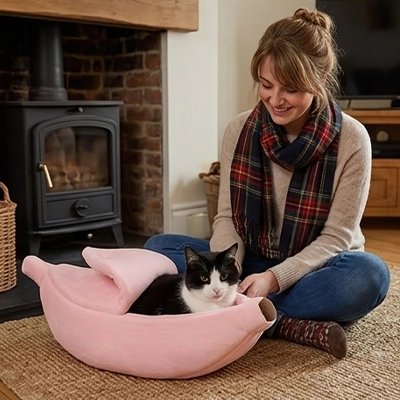 Lit pour Chat de couleur rose en forme de banane