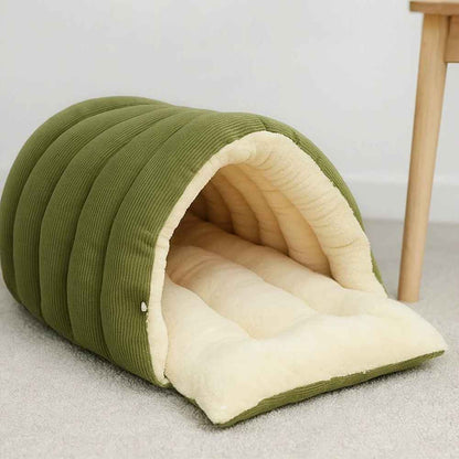 lit pour chat de couleur vert