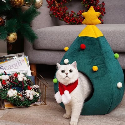 Niche pour Chat en forme de sapin 