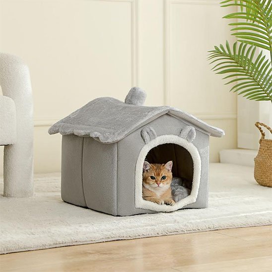 Niche pour Chat possède des oreilles à l'entrée