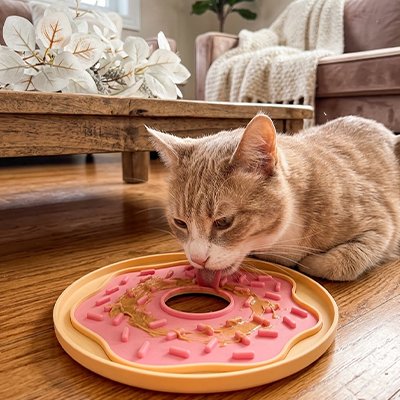 Tapis de léchage utilisable pour tous les chats